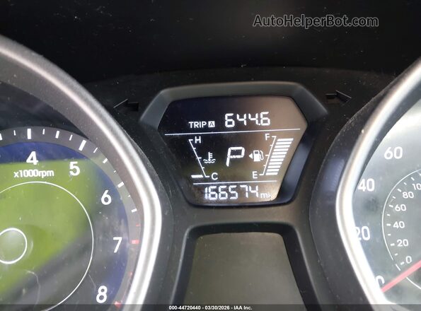 5NPDH4AEXGH774331 2016 HYUNDAI ELANTRA Белый 
