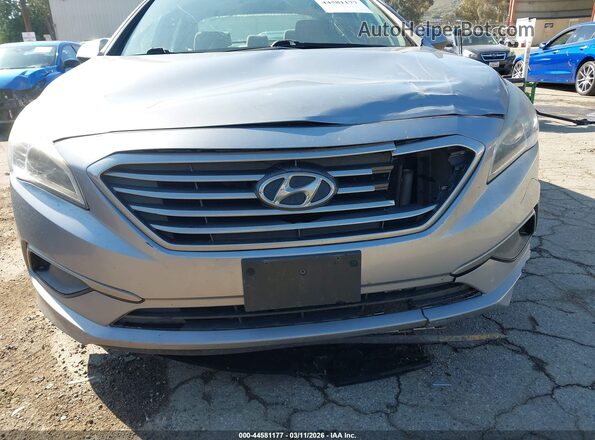 5NPE24AF3GH395699 2016 HYUNDAI SONATA Silver Widok wnętrza 360 stopni