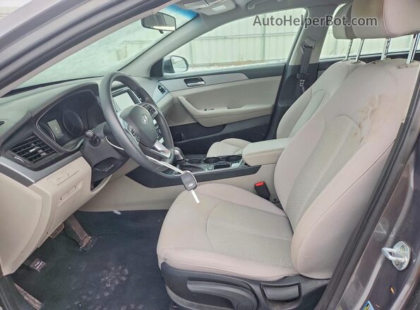 5NPE24AF3KH732283 2019 HYUNDAI SONATA Gray Widok wnętrza z przodu
