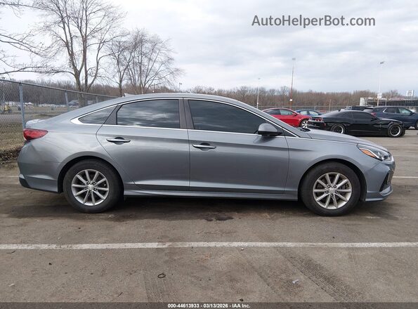 5NPE24AF3KH735569 2019 HYUNDAI SONATA Gray Vista interior trasera