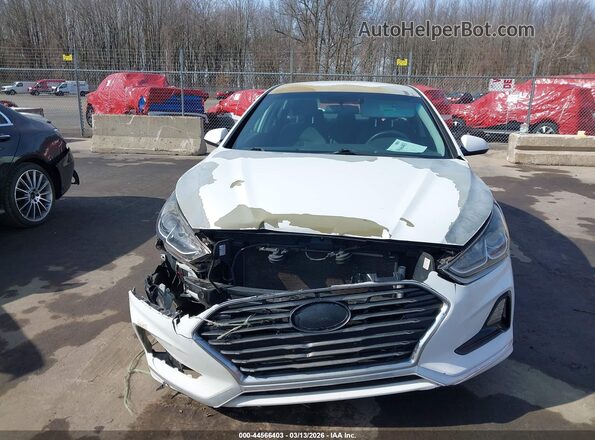 5NPE24AF6JH650255 2018 HYUNDAI SONATA White Vista del cuadro de instrumentos