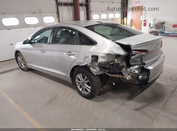 5NPE24AF7HH506935 2017 HYUNDAI SONATA Серебряный Задняя левая четверть