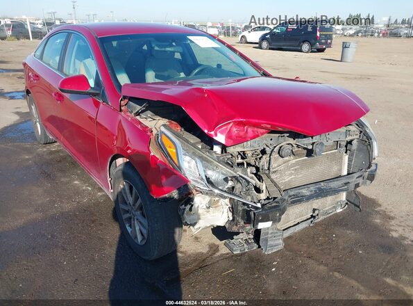 5NPE24AF8HH494732 2017 HYUNDAI SONATA Красный Передняя правая четверть
