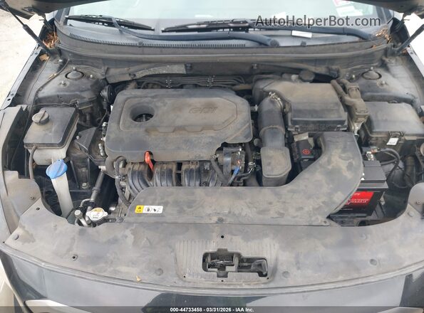 5NPE24AF8HH500948 2017 HYUNDAI SONATA Black Widok z tyłu