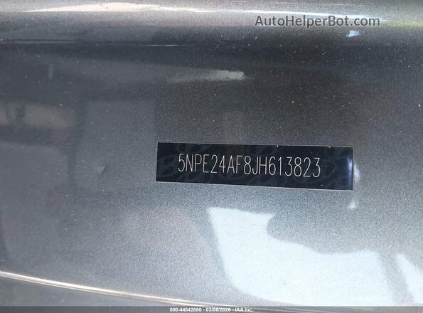 5NPE24AF8JH613823 2018 HYUNDAI SONATA Blue Widok komory silnika