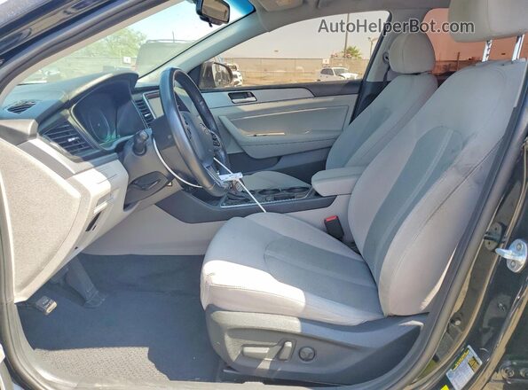 5NPE34AF0KH761950 2019 HYUNDAI SONATA Black Widok wnętrza z przodu