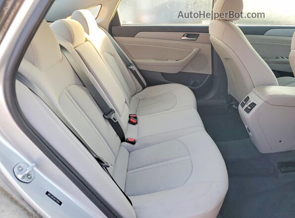 5NPE34AF0KH779154 2019 HYUNDAI SONATA Silver უკანა სავარძლების ხედი