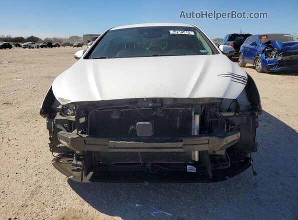 5NPE34AF2JH596983 2018 HYUNDAI SONATA Белый Вид спереди