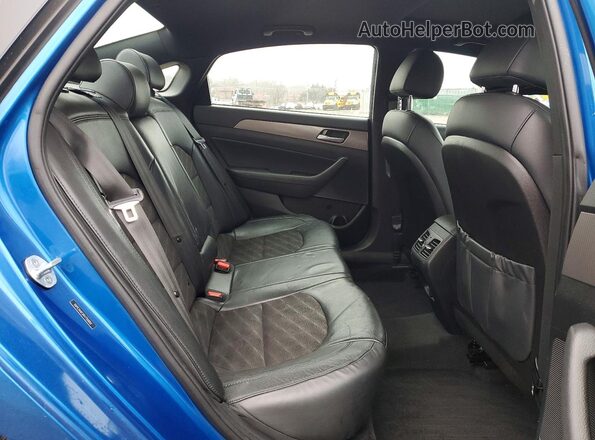 5NPE34AF2KH759892 2019 HYUNDAI SONATA Blue Հետևի նստատեղերի տեսք