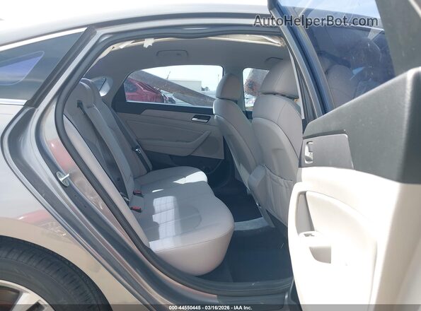 5NPE34AF3JH626217 2018 HYUNDAI SONATA Серый Вид наклейки с VIN-кодом