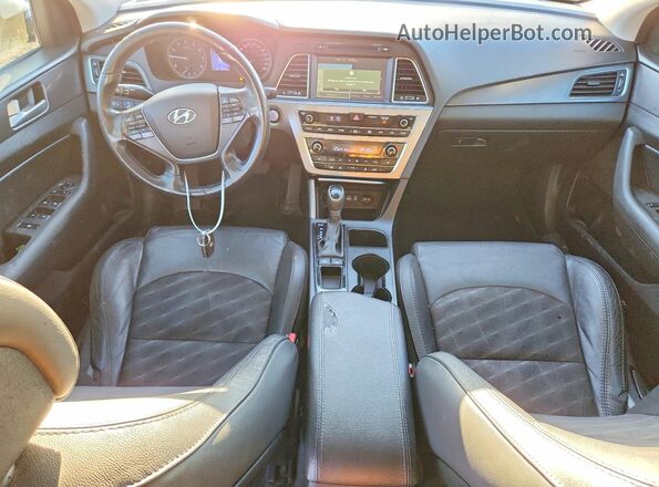 5NPE34AF5GH372101 2016 HYUNDAI SONATA White Առջևի վահանակի տեսք
