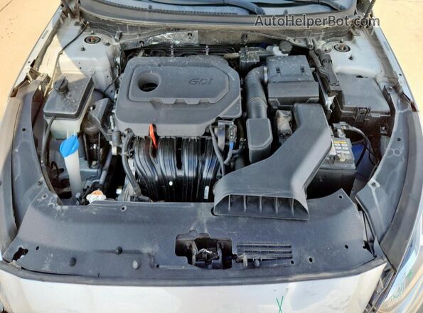 5NPE34AF5KH768862 2019 HYUNDAI SONATA Silver Rear interior view