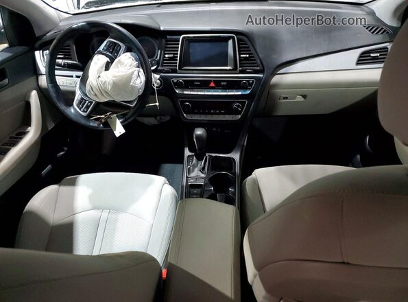 5NPE34AFXKH75781 2019 HYUNDAI SONATA Черный Вид панели приборов