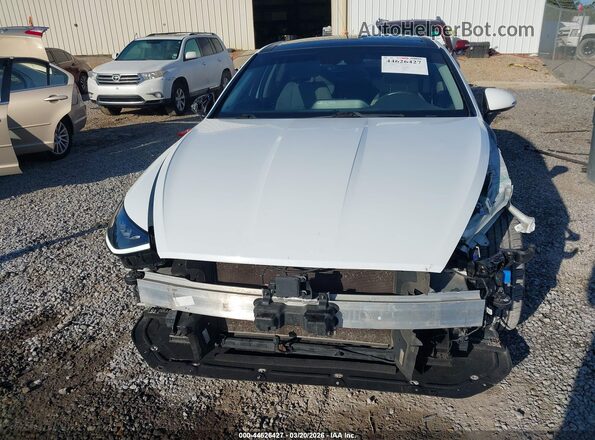 5NPEF4JA1MH078377 2021 HYUNDAI SONATA White Вид спереду