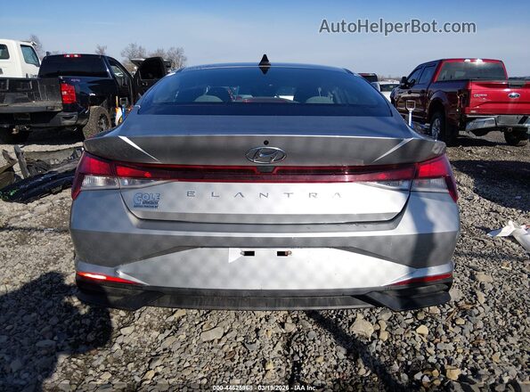 5NPLL4AG6NH080082 2022 HYUNDAI ELANTRA Серебряный 