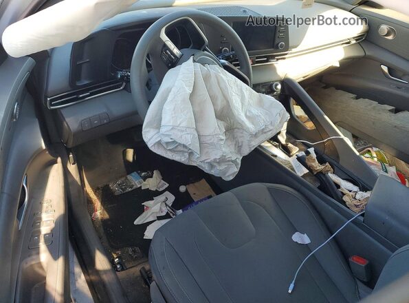 5NPLM4AG1MH048345 2021 HYUNDAI ELANTRA White Widok deski rozdzielczej
