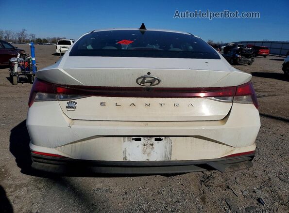 5NPLM4AG1MH048345 2021 HYUNDAI ELANTRA White Widok z tyłu