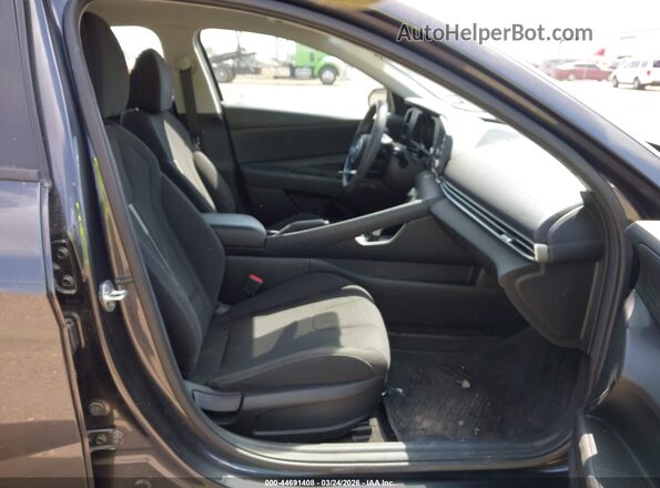 5NPLM4AG1NH079273 2022 HYUNDAI ELANTRA Gray Սալոնի դիմացի տեսք