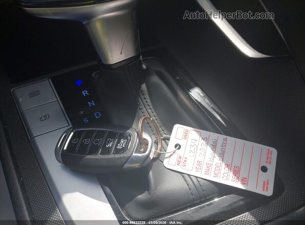 5NPLM4AG4PH118263 2023 HYUNDAI ELANTRA Черный Вид панели приборов