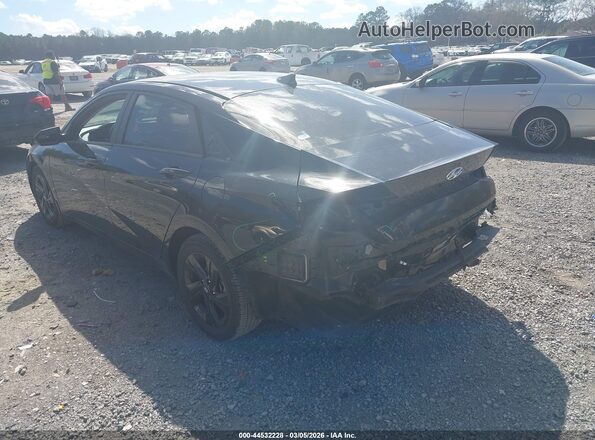 5NPLM4AG4PH118263 2023 HYUNDAI ELANTRA Черный Вид спереди