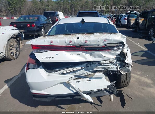5NPLM4AG5NH078921 2022 HYUNDAI ELANTRA White 