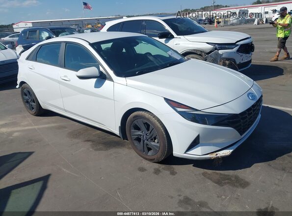 5NPLM4AG5NH078921 2022 HYUNDAI ELANTRA White Przód prawy