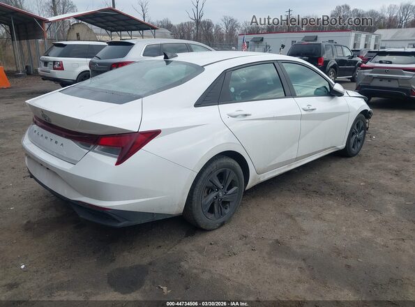 5NPLM4AG5PH104372 2023 HYUNDAI ELANTRA Белый Задняя правая четверть