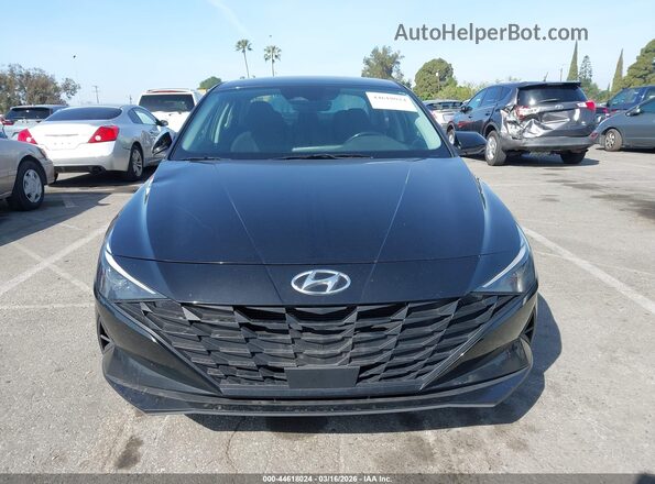 5NPLS4AG3NH053134 2022 HYUNDAI ELANTRA Черный Вид щитка приборов