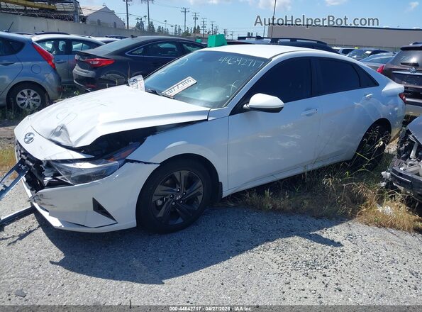 5NPLS4AG7NH080112 2022 HYUNDAI ELANTRA White Vista tres cuartos delantera izquierda