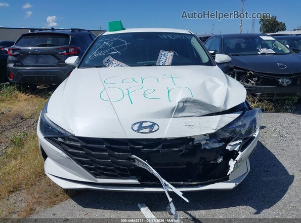 5NPLS4AG7NH080112 2022 HYUNDAI ELANTRA White Vista del cuadro de instrumentos