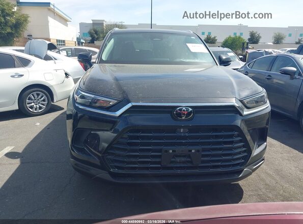 5TDAAAA56TS036715 2026 TOYOTA LE Черный Вид задней части салона