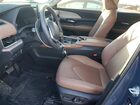 2024 Toyota Grand Highlander Platinum Gray vin: 5TDAAAB53RS018583