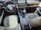 2024 Toyota Grand Highlander Platinum White vin: 5TDAAAB55RS012803