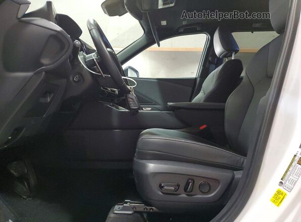 5TDAAAB6XSS035962 2025 LEXUS TX White Widok wnętrza z przodu