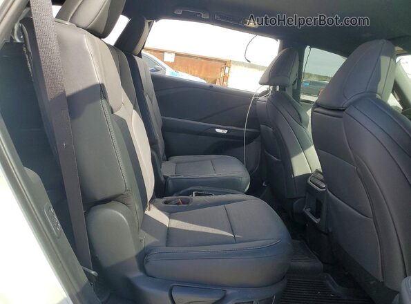 5TDABAB66TS016789 2026 LEXUS TX White Widok tylnych siedzeń