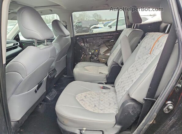 5TDABRCH8PS567486 2023 TOYOTA HIGHLANDER HYBRID Black Widok wnętrza z tyłu