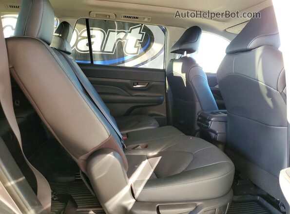 5TDACAB54TS075411 2026 TOYOTA HIGHLANDER HYBRID Gray Vista de los asientos traseros