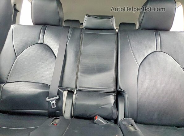 5TDACAB55SS032680 2025 TOYOTA GRAND Серебряный Вид задних сидений
