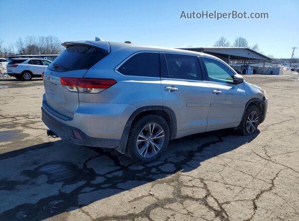5TDBZRFHXHS444835 2017 TOYOTA HIGHLANDER Серебряный Задняя правая четверть