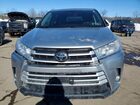 2017 Toyota Highlander Серебряный vin: 5TDBZRFHXHS444835