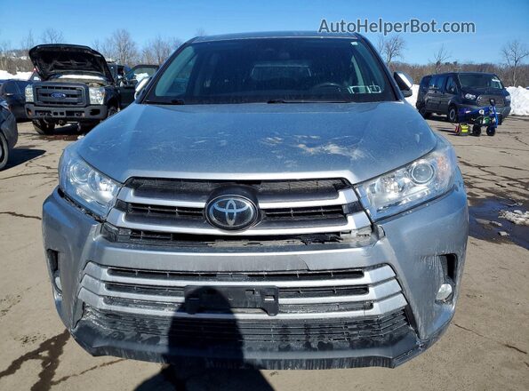 5TDBZRFHXHS444835 2017 TOYOTA HIGHLANDER Серебряный Вид спереди