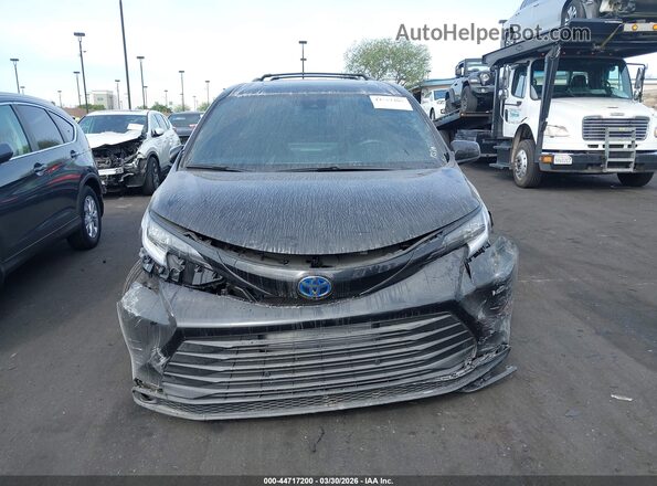 5TDCSKFC4SS175100 2025 TOYOTA SIENNA Black Widok wnętrza z tyłu