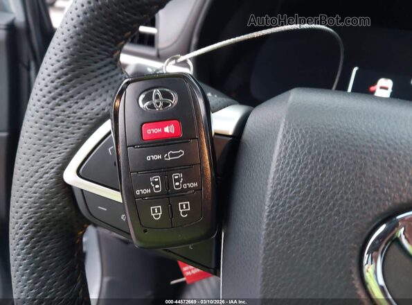 5TDCSKFC6TS229353 2026 TOYOTA SIENNA Pewter Вид панелі приладів