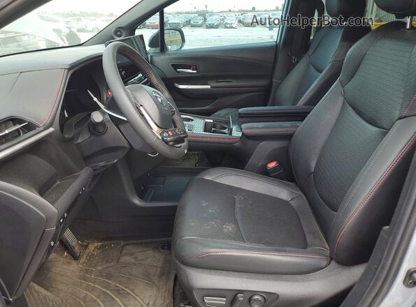 5TDDRKEC2SS237434 2025 TOYOTA SIENNA Silver Widok wnętrza z przodu
