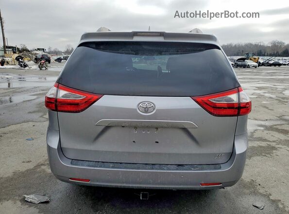 5TDDZ3DC3JS202925 2018 TOYOTA SIENNA Silver უკანა ხედი