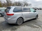 2018 Toyota Sienna Silver vin: 5TDDZ3DC3JS202925