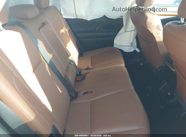 5TDDZRFH0JS814009 2018 TOYOTA LIMITED White Вид наклейки з VIN-кодом