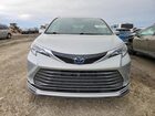 2021 Toyota Sienna Platinum 7-passenger Silver vin: 5TDERKEC5MS053774