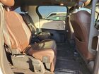 2021 Toyota Sienna Platinum 7-passenger Silver vin: 5TDERKEC5MS053774