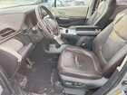 2021 Toyota Sienna Platinum 7-passenger Silver vin: 5TDERKEC5MS053774